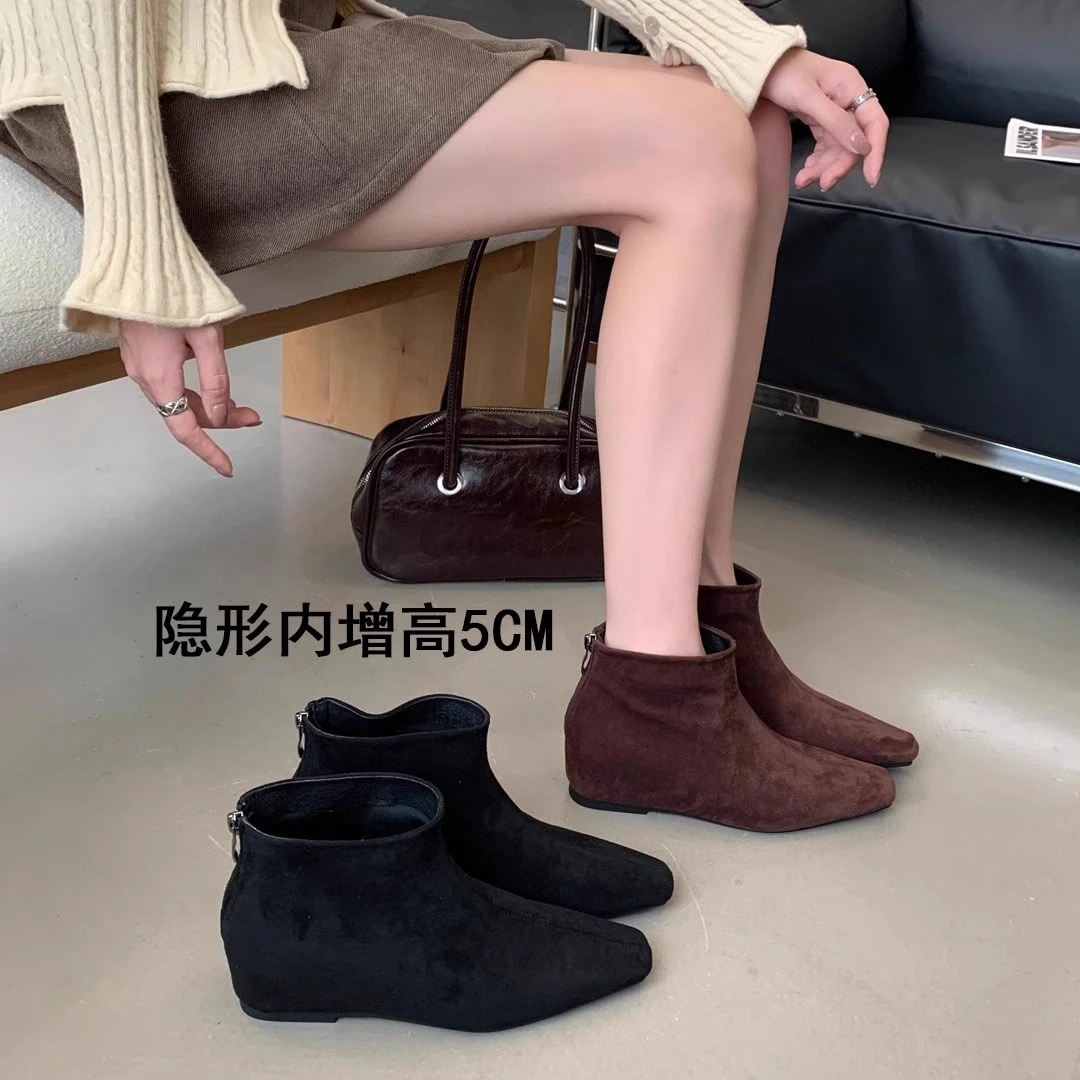 内增高炸街小短靴女鞋2024年秋冬新款绒面黑色瘦瘦靴韩系小裸靴子