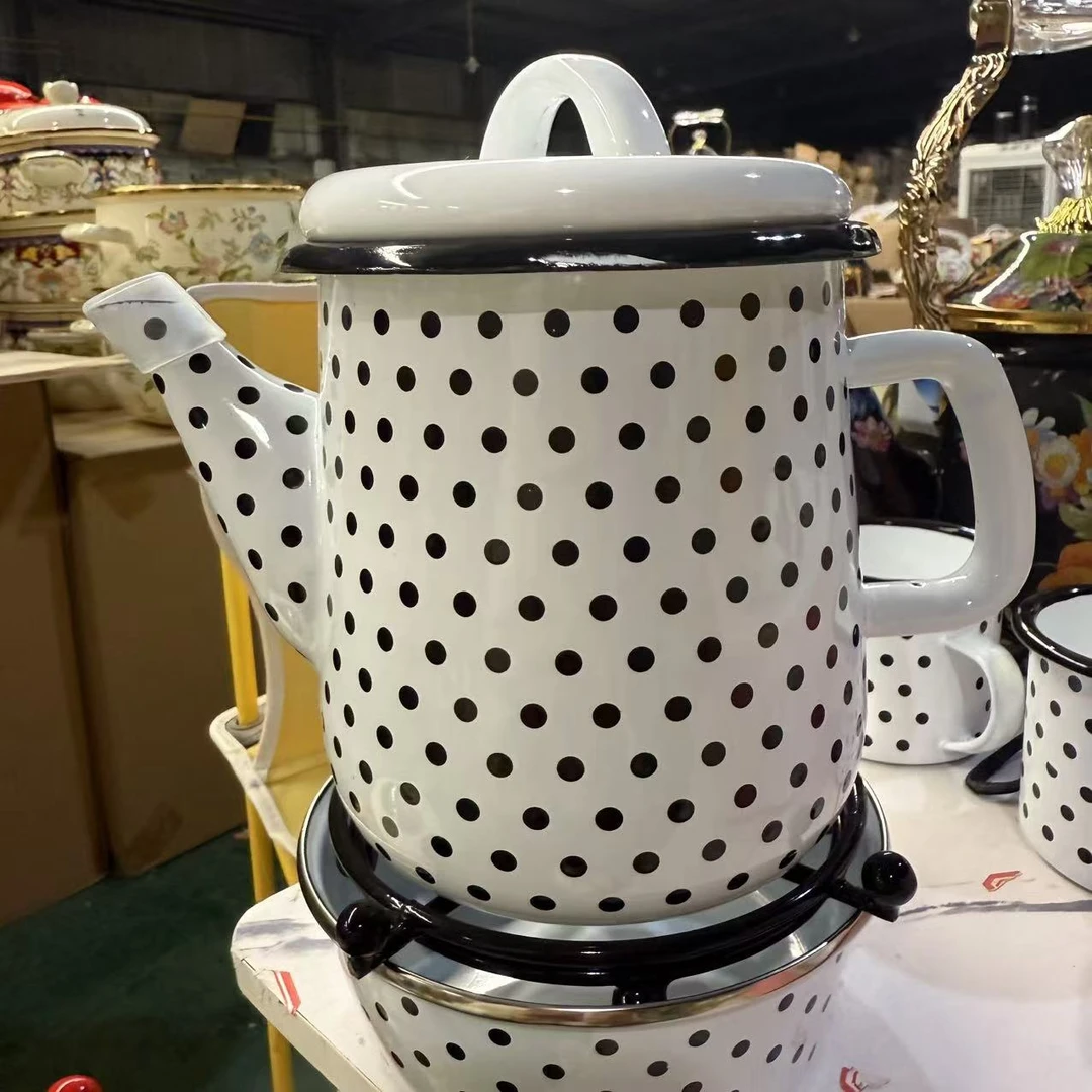 1.5L白色波点珐琅搪瓷套壶