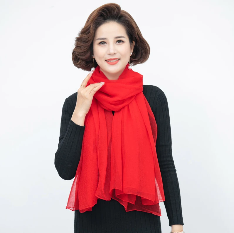 皱面纯色围巾玫红色180*125中国红丝巾秋冬季女士保暖长款百搭