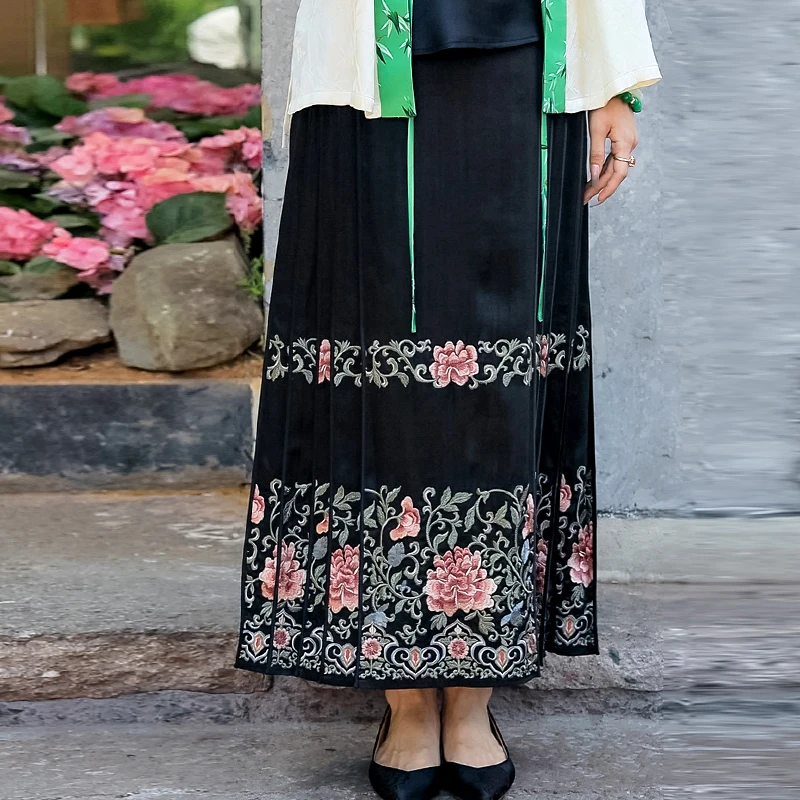 复古日记“时遇”100桑蚕丝中式刺绣半松紧腰国风半裙23EQT020