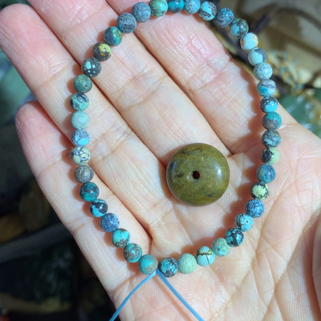 【闪购商品】岫岩河磨玉（透闪石质玉）颈饰未镶嵌什****啊