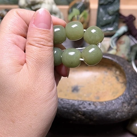 岫岩河磨玉（透闪石质玉）无未镶嵌茶****6