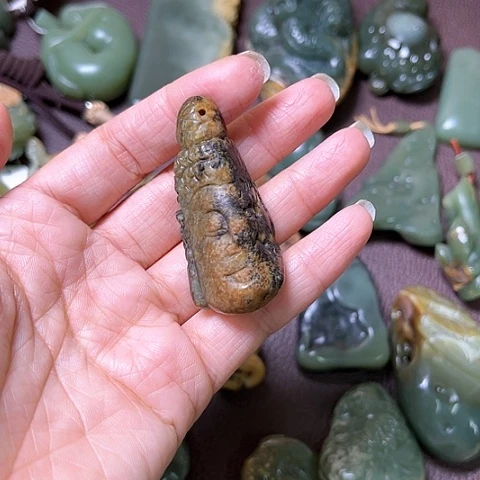 岫岩河磨玉（透闪石质玉）无未镶嵌A**r