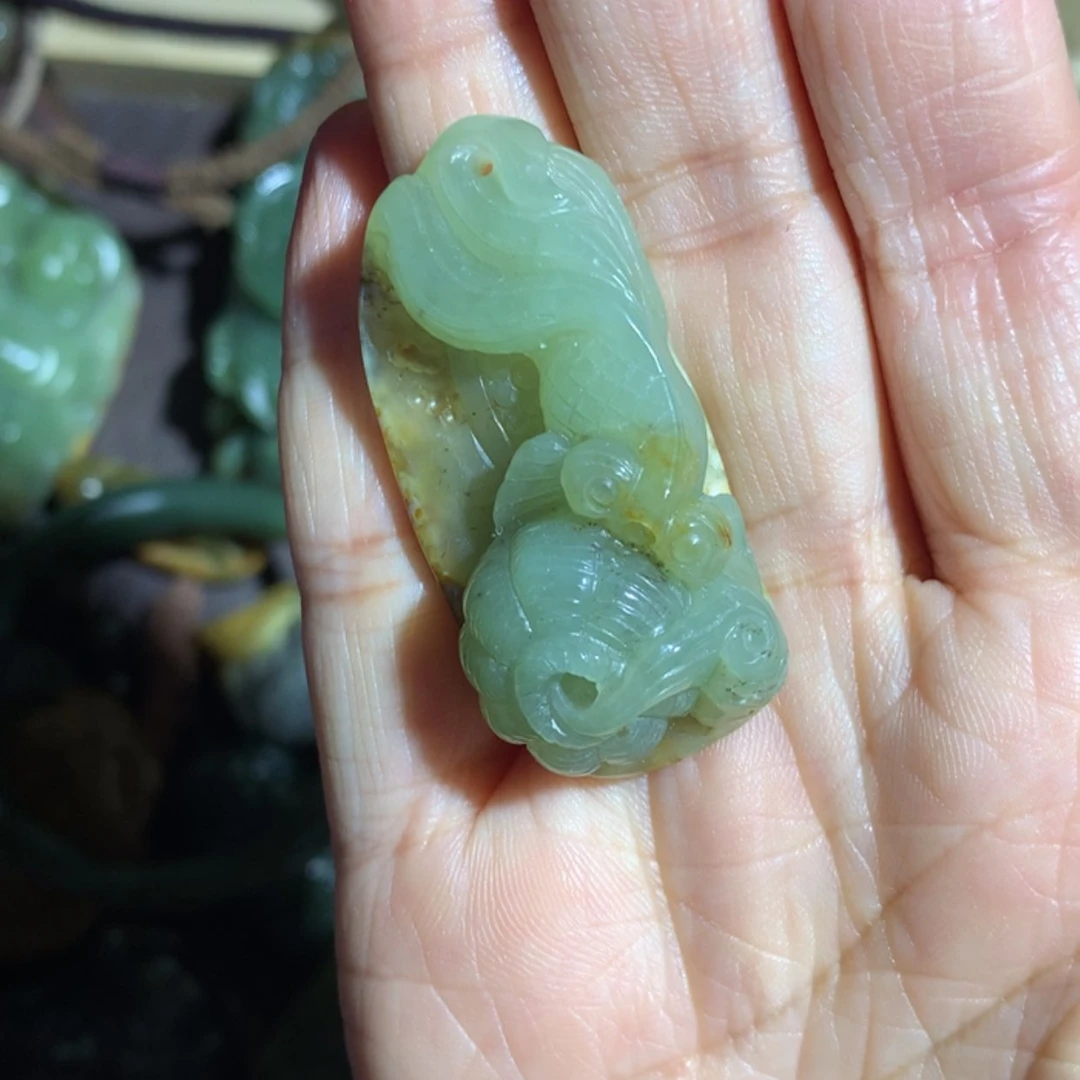 【闪购商品】岫岩河磨玉（透闪石质玉）颈饰未镶嵌刘*梅