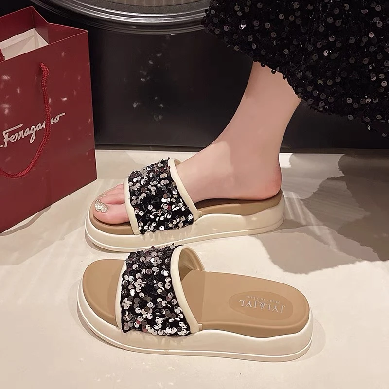 【莫兰蒂】2024网红一字拖新款凉拖防水防滑软底亮片踩屎感沙滩拖鞋