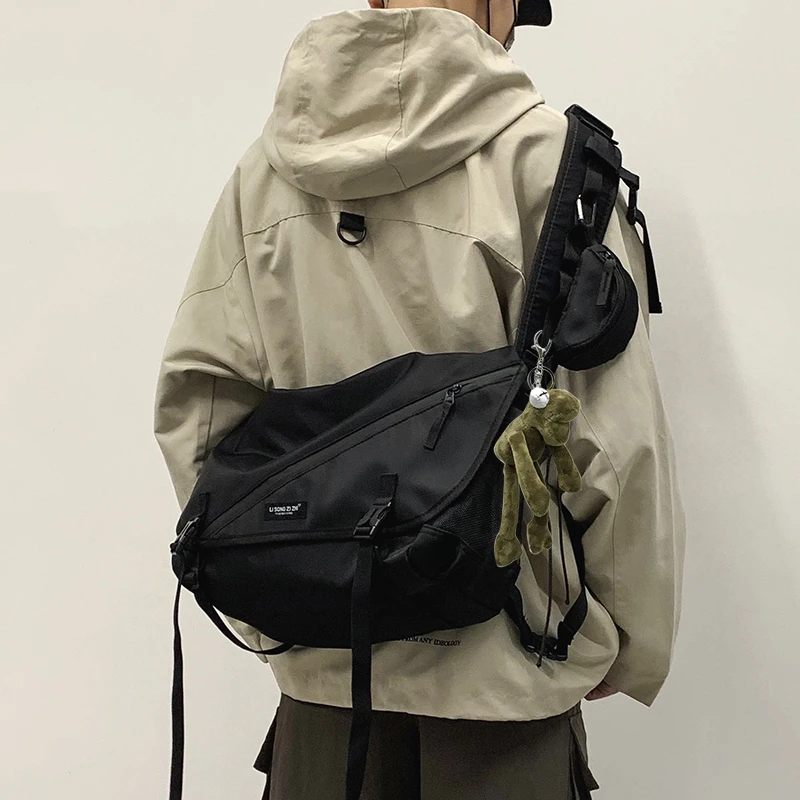 斜挎包男潮牌日系街头潮流嘻哈原宿机能包ins大容量单肩工装包女