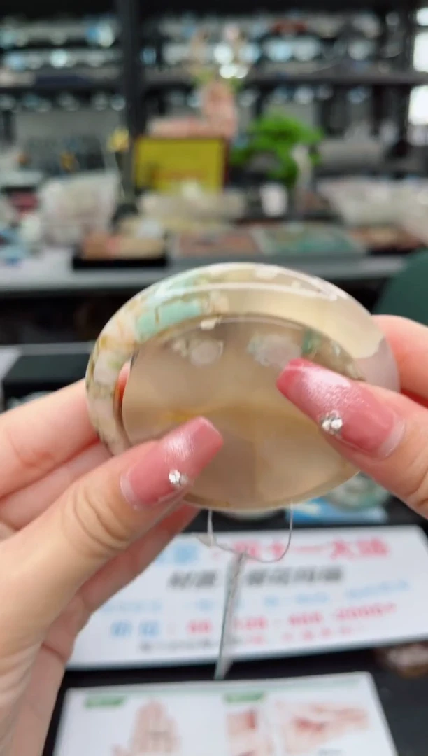 【闪购商品】石英质玉手镯未镶嵌55圈口（赠品镯心）6453078