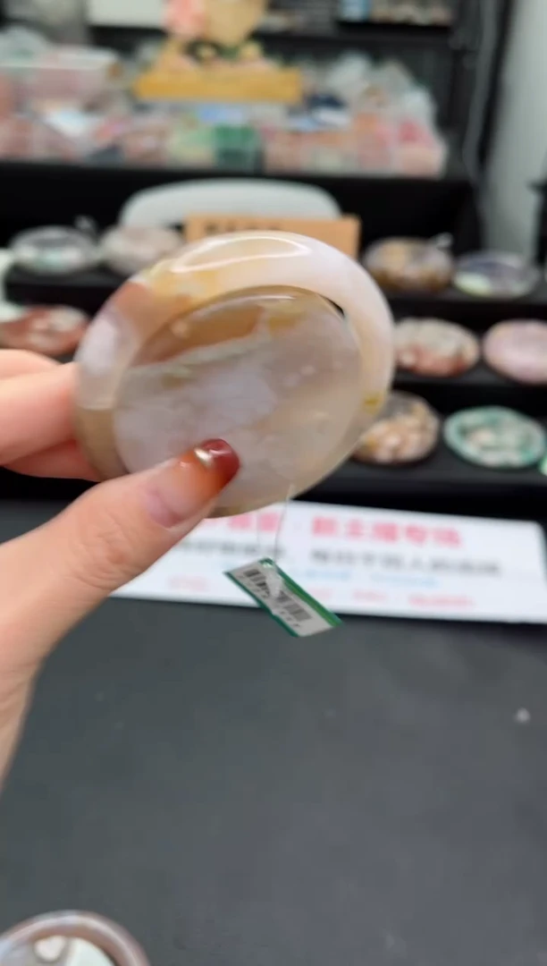 【闪购商品】石英质玉手镯未镶嵌53圈口（赠送镯心）1536011