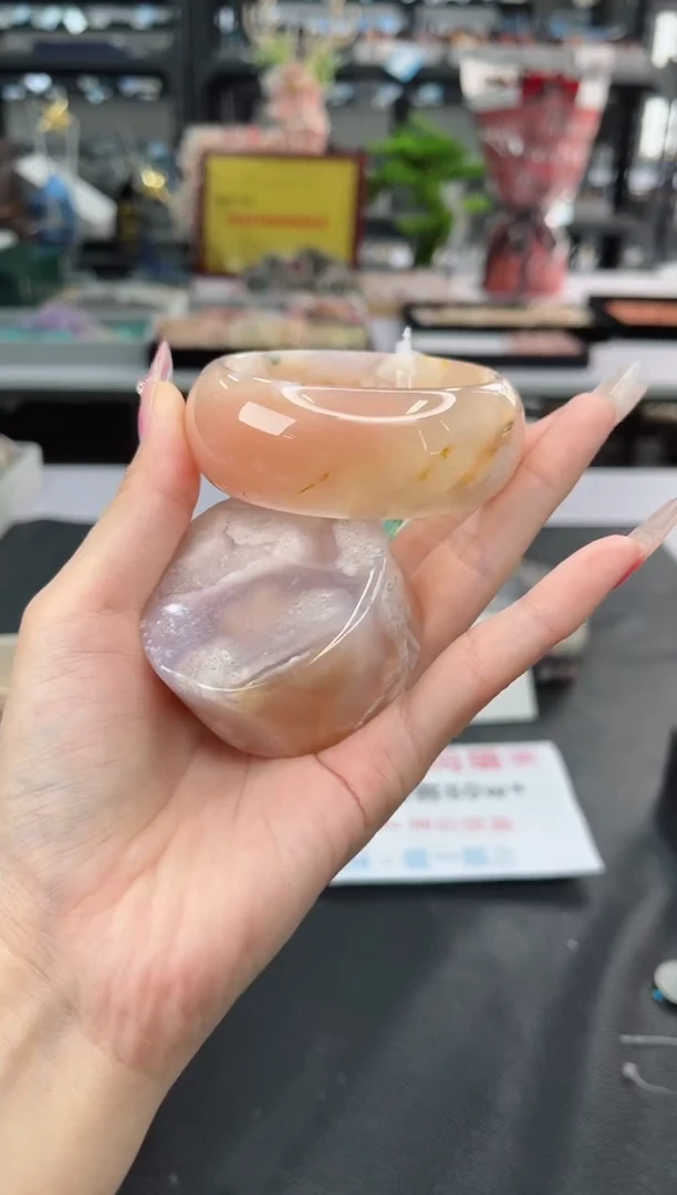 【闪购商品】石英质玉手镯未镶嵌56圈口（赠品镯心）3233468