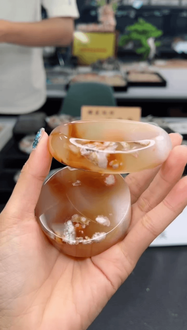 【闪购商品】石英质玉手镯未镶嵌63圈口（赠品镯心）3413371