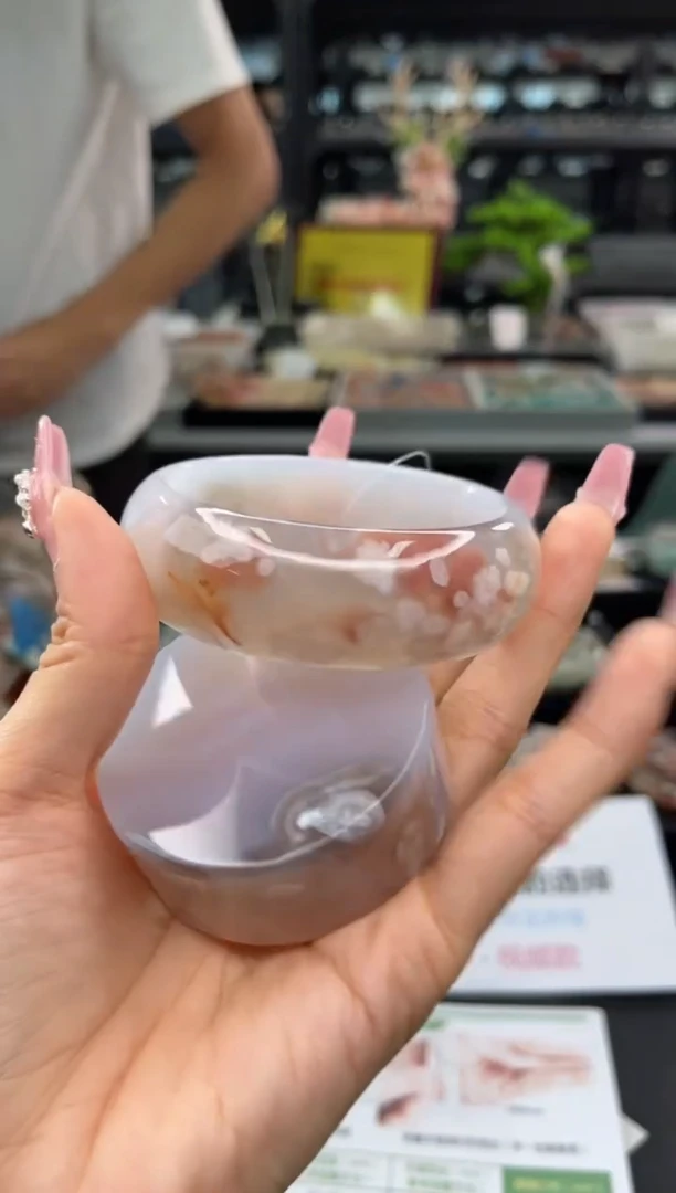 【闪购商品】石英质玉手镯未镶嵌61圈口（赠品镯心）670