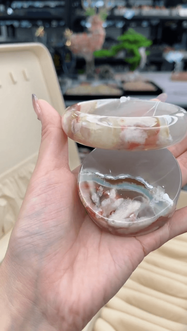 【闪购商品】石英质玉手镯未镶嵌60圈口（赠品镯心）6401190