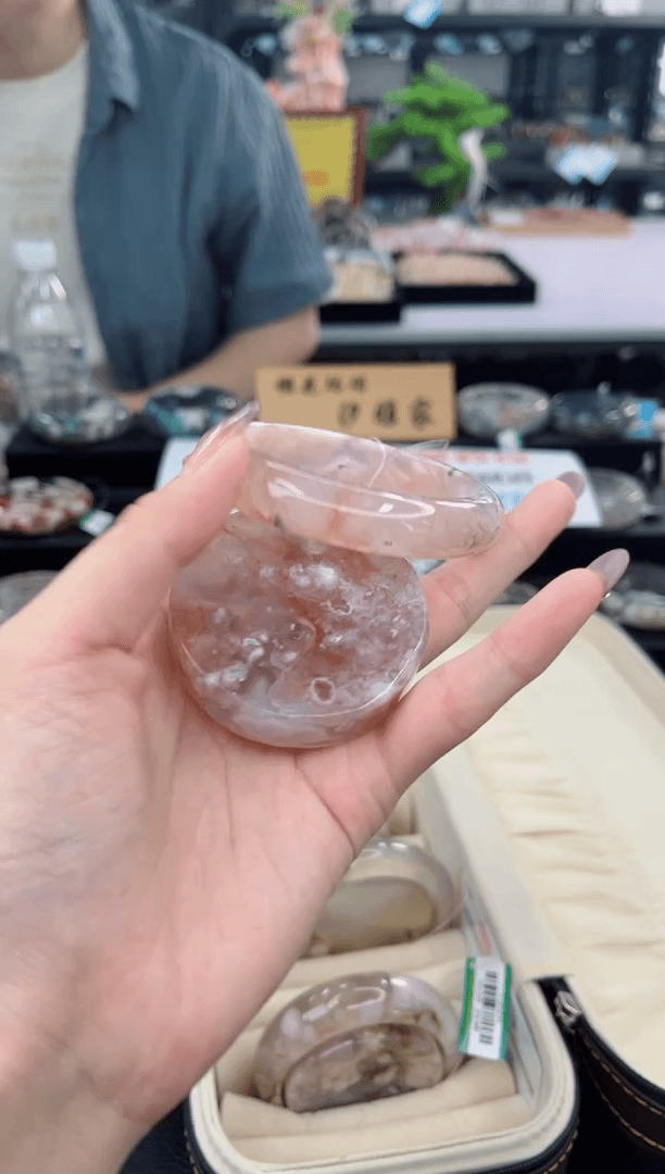 【闪购商品】石英质玉手镯未镶嵌56圈口（赠品镯心）3430117