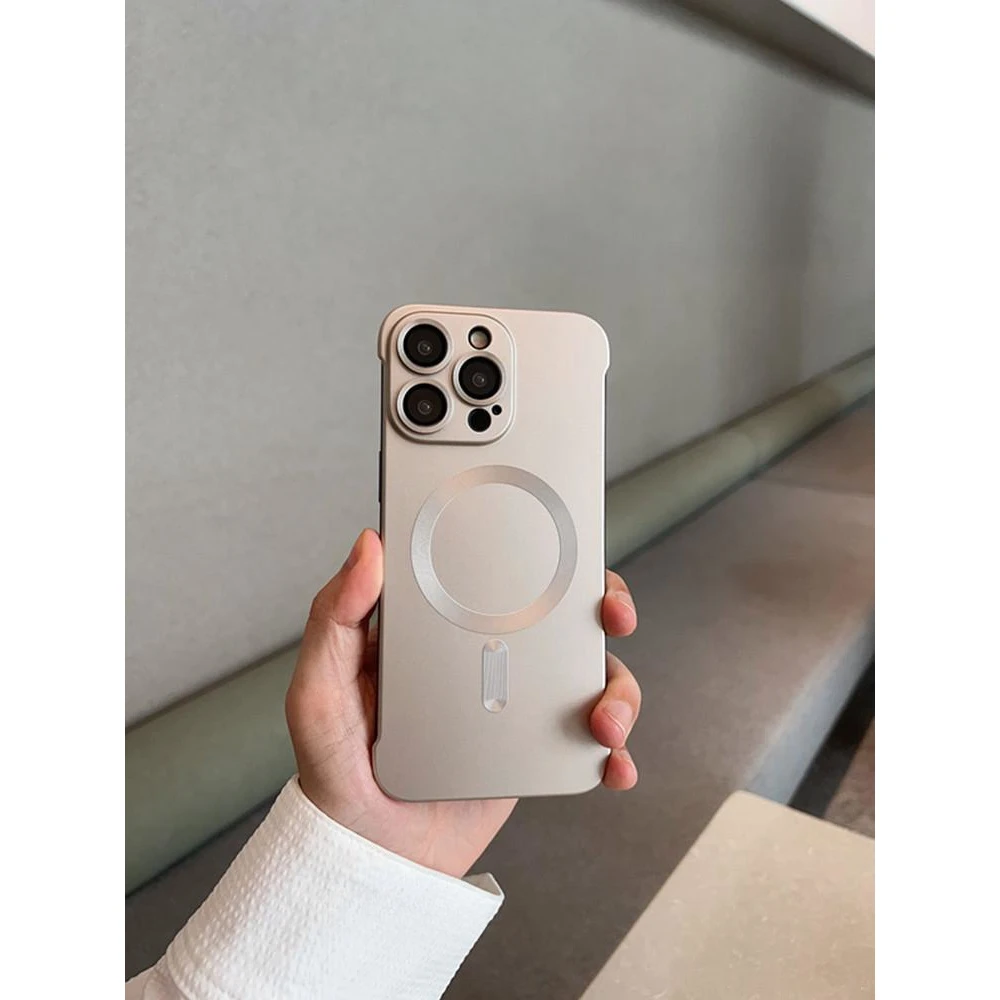 高档钛金色iPhone15pro手机壳苹果14pro磁吸无边框13/12高级感11