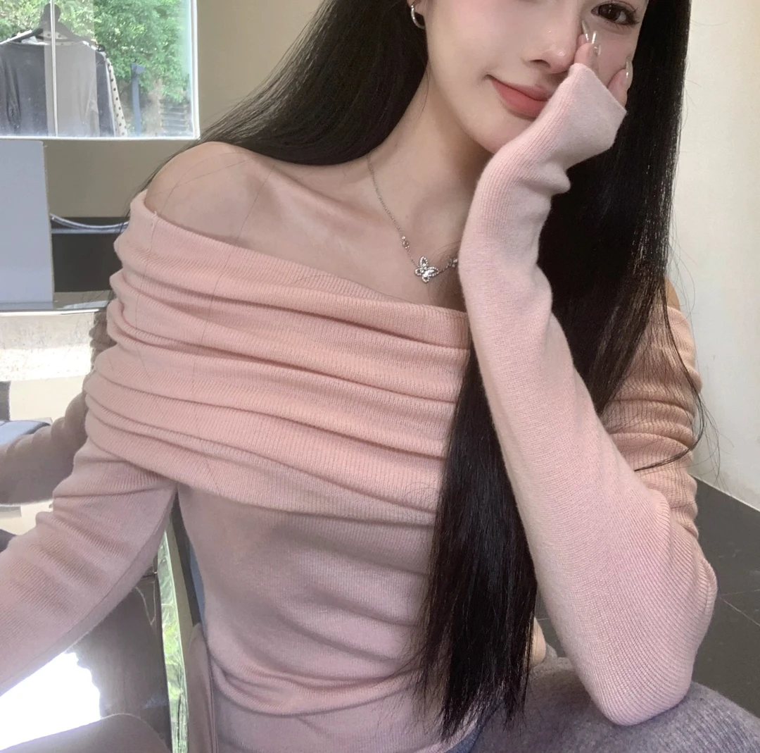 一字肩温柔甜美纯欲风韩版针织上衣女秋气质修身显瘦露肩长袖毛衣