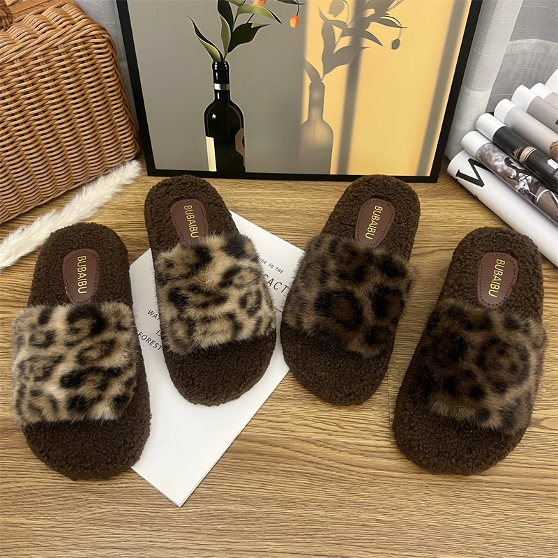 2025年时尚8826-1豹纹百搭外穿软底女拖鞋