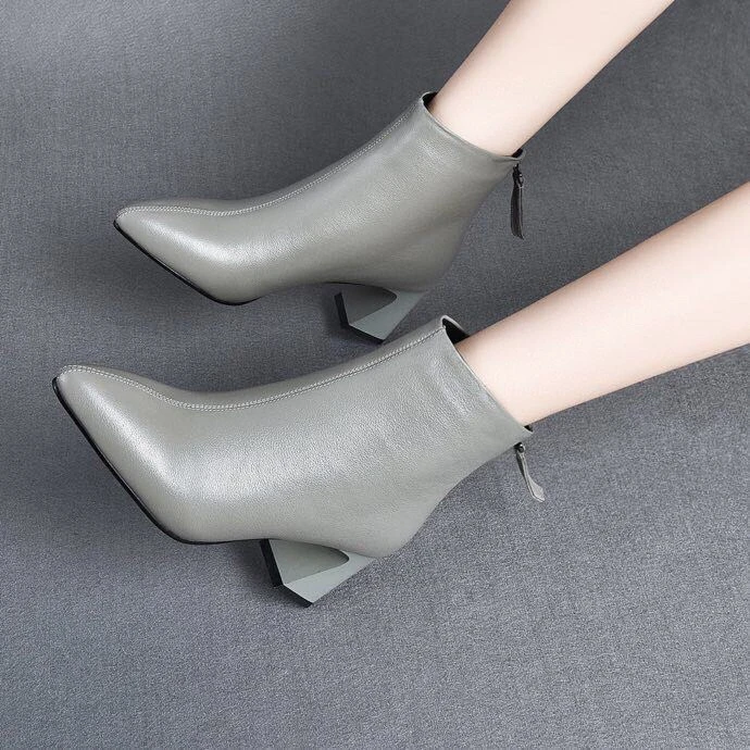 秋冬时尚小裸靴2024年加绒新款尖头马蹄跟软面舒适中跟粗跟小短靴