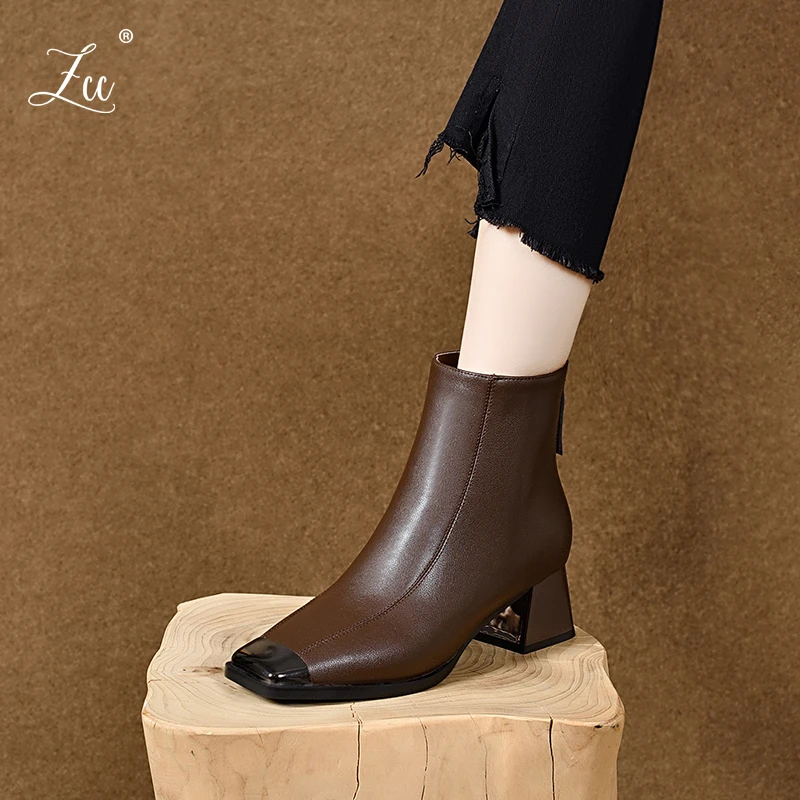 英伦风金属防踢后拉链粗跟2025年方头洋气显瘦高跟时尚短靴时装女