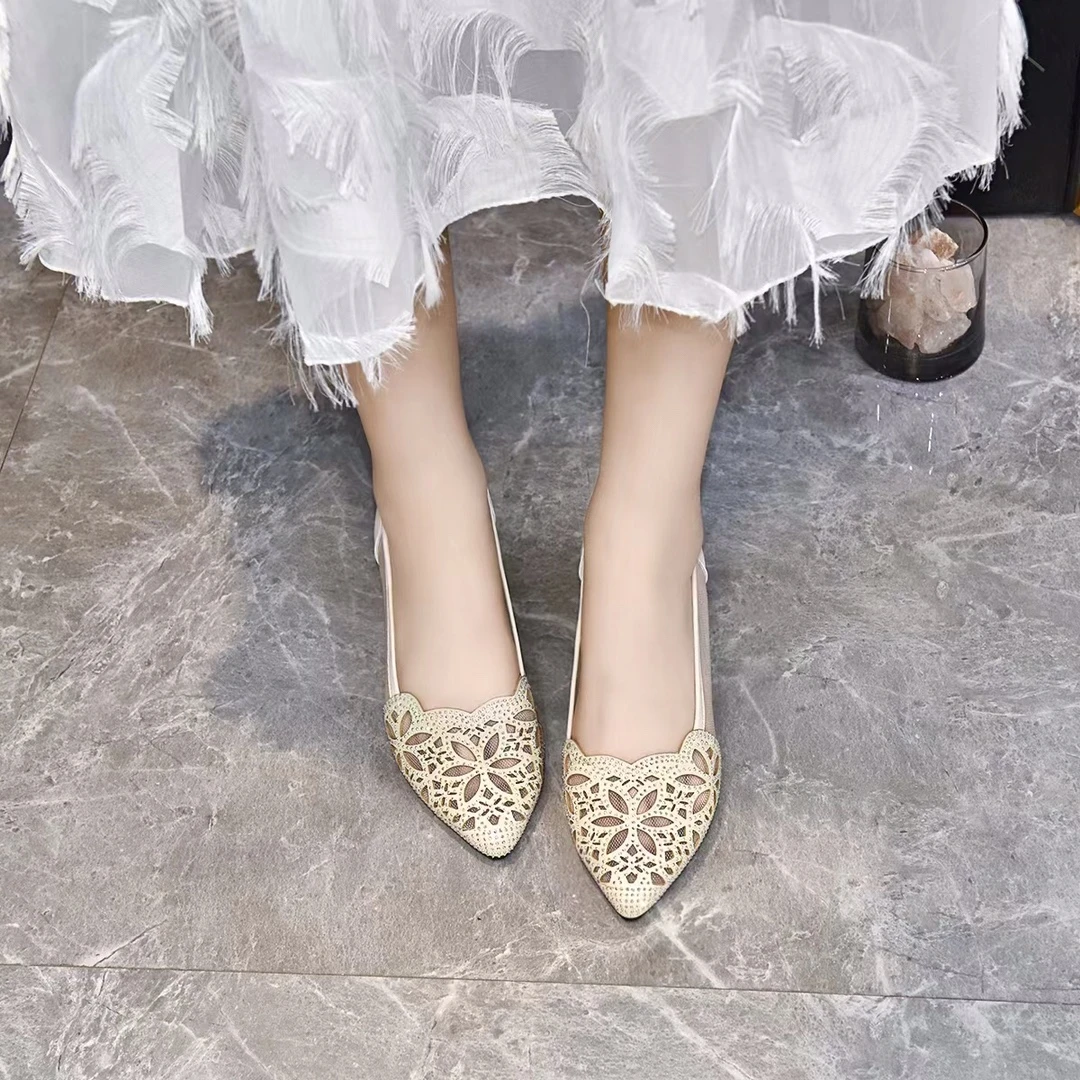 2024真皮时尚满钻单鞋夏季女神首选必备软底软皮小单鞋女