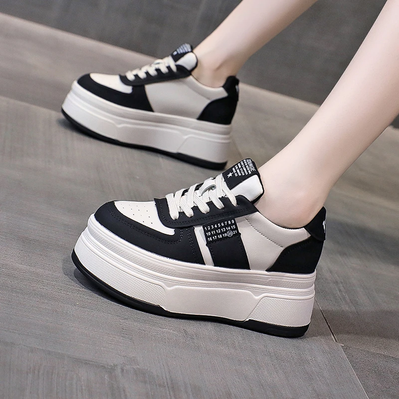 熊猫鞋女春季2025新款松糕厚底板鞋7cm内增高小个子女鞋