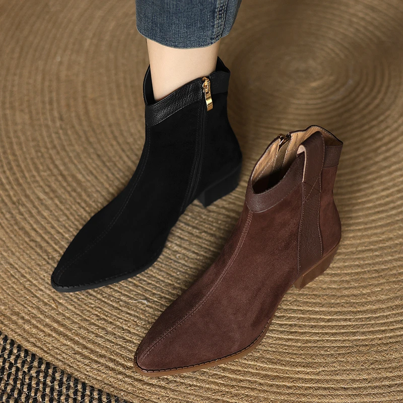 尖头粗跟短靴女复古马丁靴牛皮马丁靴百搭加绒高跟英伦风秋冬中跟