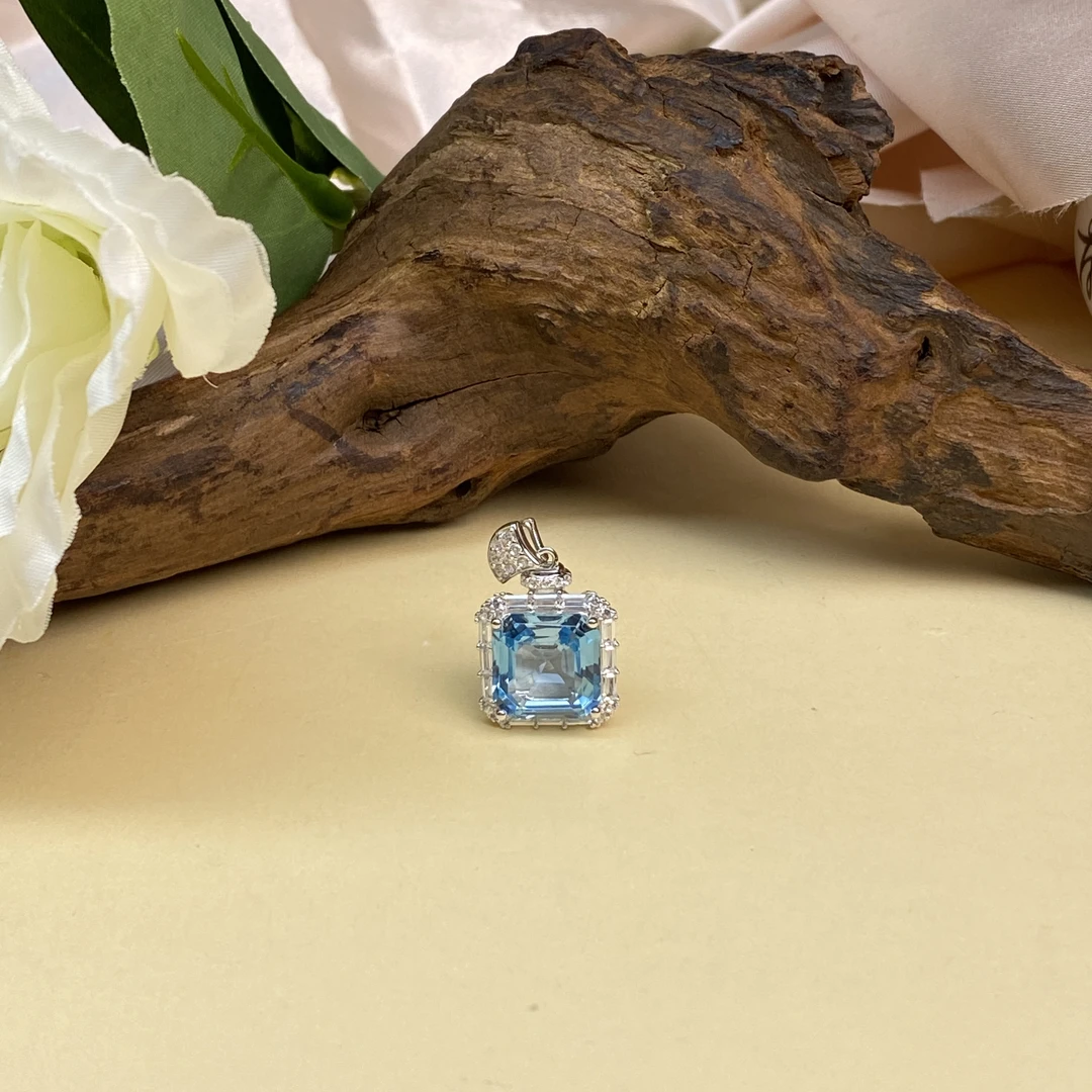 【小北好物】S925银镶嵌托帕石方糖吊坠 QH161X171【约12*12mm】