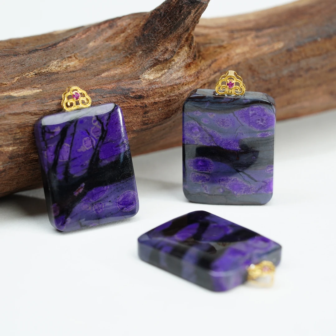 【小北严选】欧若风舒俱来无事牌吊坠17H240X4【多样性发一】约15*19