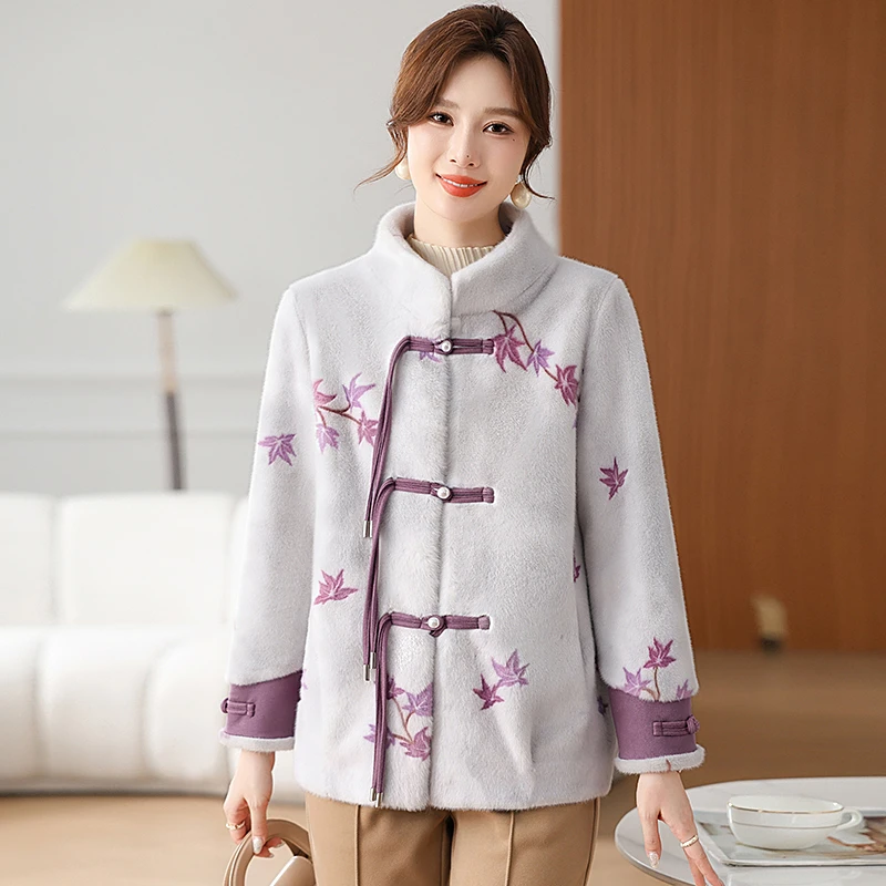 妈妈秋冬洋气高贵国风外套中老年女装新款冬季皮毛一体阔太太大衣