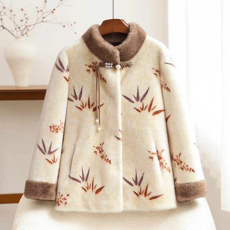 秋冬款妈妈装外套时尚国风高档中老年女装冬装洋气减龄水貂绒外套