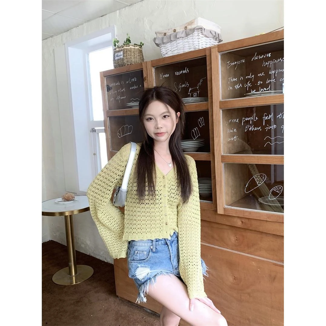 1931镂空纯色休闲显白宽松防嗮针织开衫C213