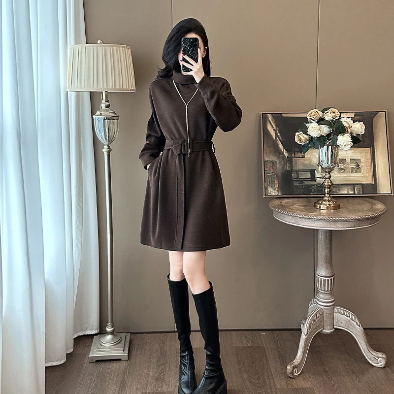 法式半高领休闲连衣裙女秋冬2025新款御姐气质显瘦通勤系带卫衣裙