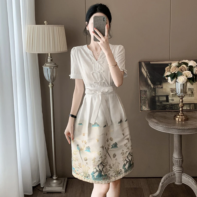 新中式小个子时尚设计感连衣裙女2025夏季新款气质显瘦减龄小白裙