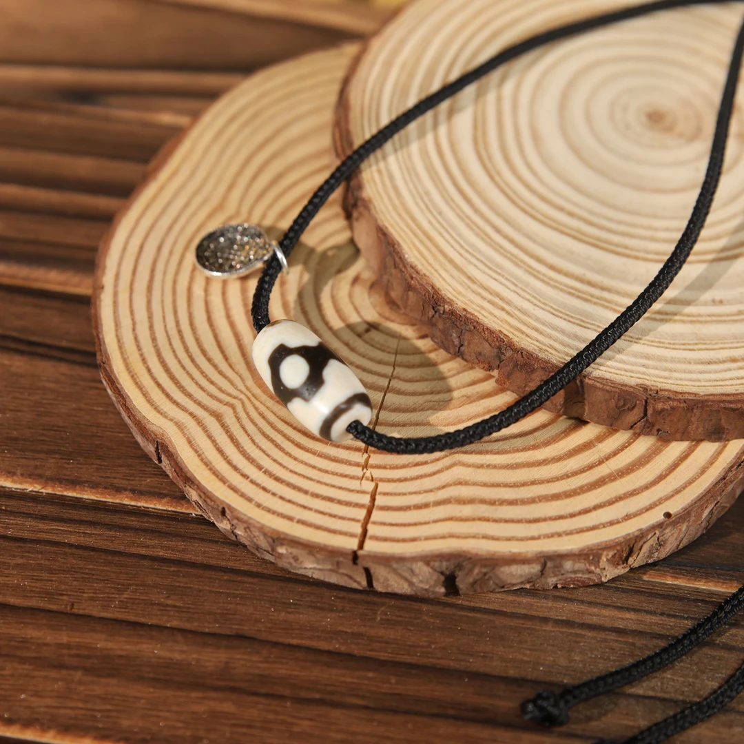 壹加小羊|坛城三眼锁骨链