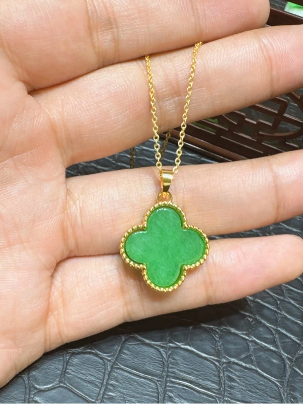 满绿四叶草锁骨链吊坠