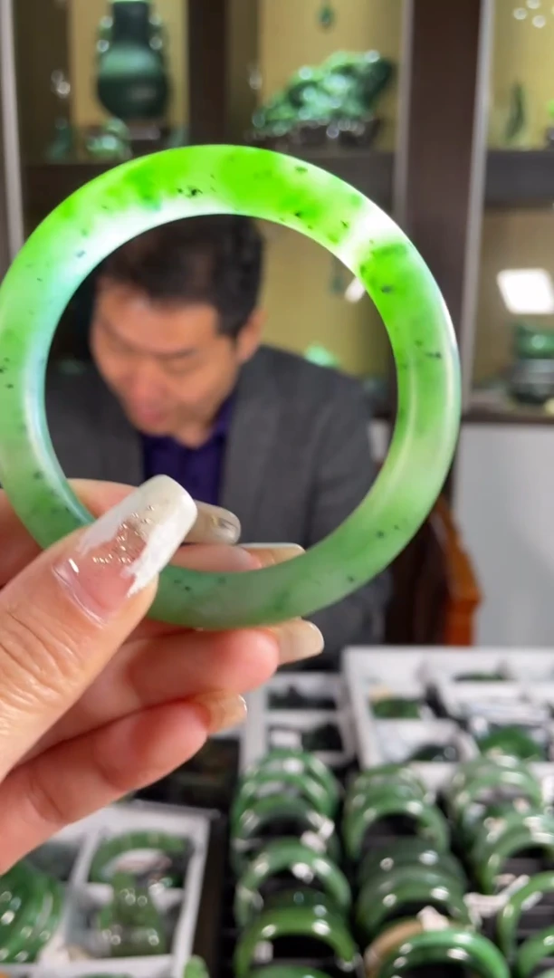 【闪购商品】和田玉（碧玉）手镯未镶嵌57.6圈口手镯