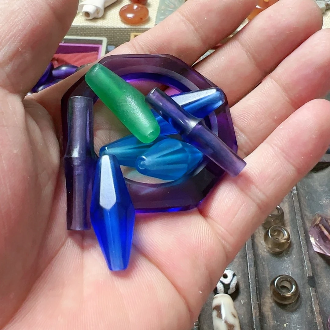 和田玉（糖玉）笔搁未镶嵌三**息