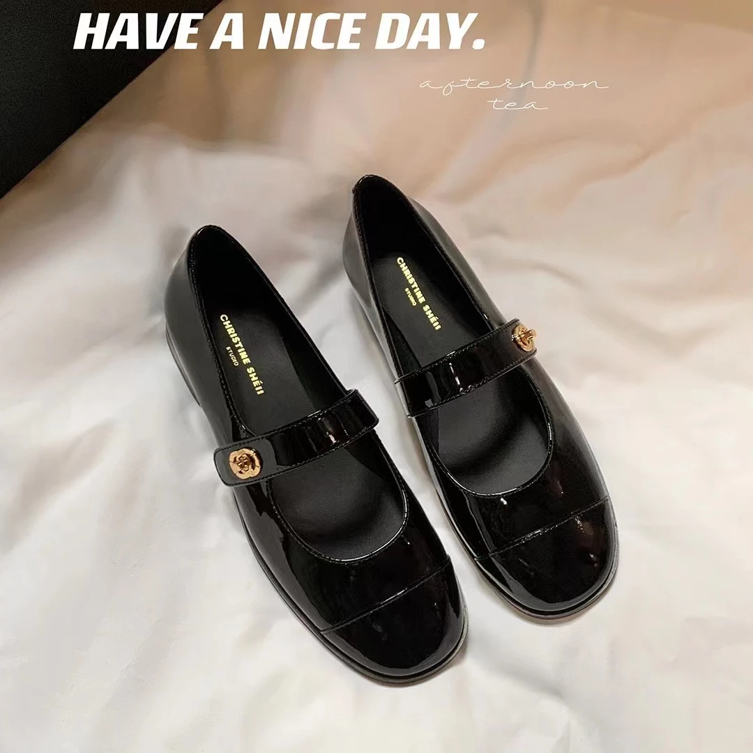 气质舒适时尚百搭女士软底小香风扣带真皮粗跟玛丽珍单鞋女通勤鞋