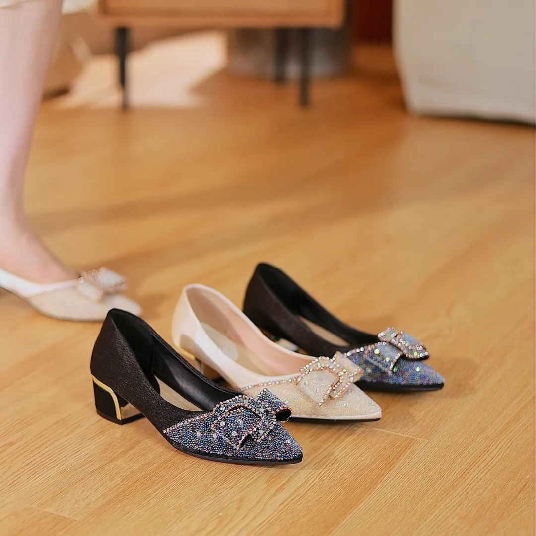 水钻时尚浅口跟鞋尖头百搭气质夏季瓢鞋伴娘鞋大码女鞋法式粗跟鞋