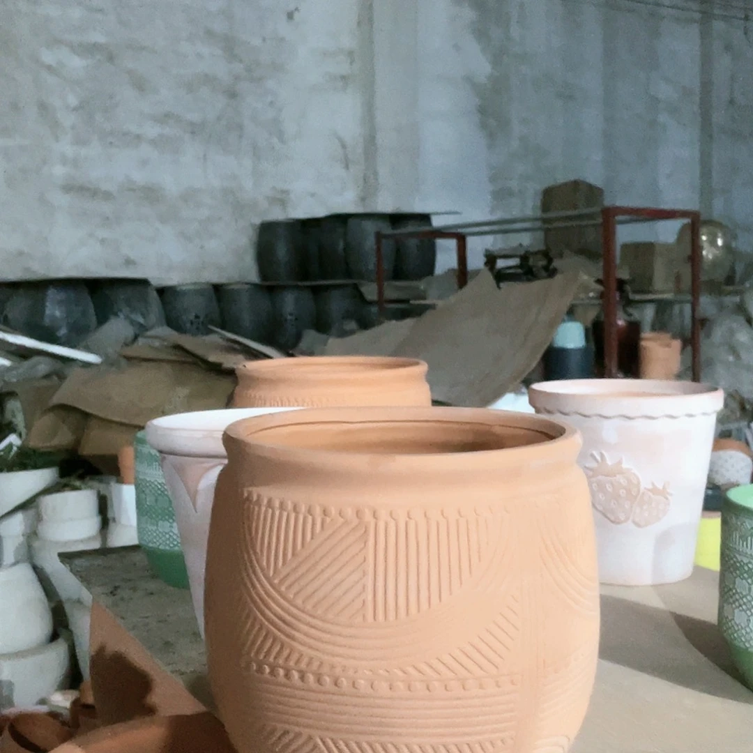 【闪购商品】红陶20CM以下微瑕几何23-21