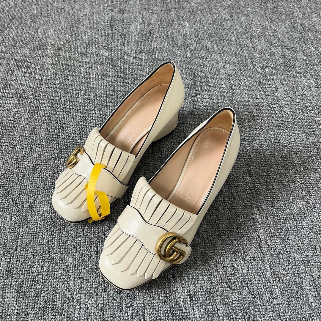 Gucci/古驰 皮革时尚浅口方跟高跟鞋 34.5码/1393