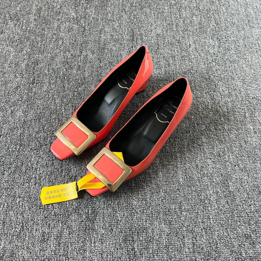 95新 Roger Vivier/罗杰·维威耶 rv/rogervivier方头粗跟高跟