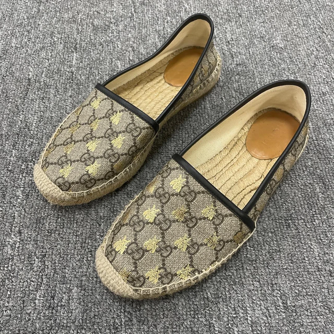 GUCCI/古驰 平底套脚印花休闲单鞋  37码/0111
