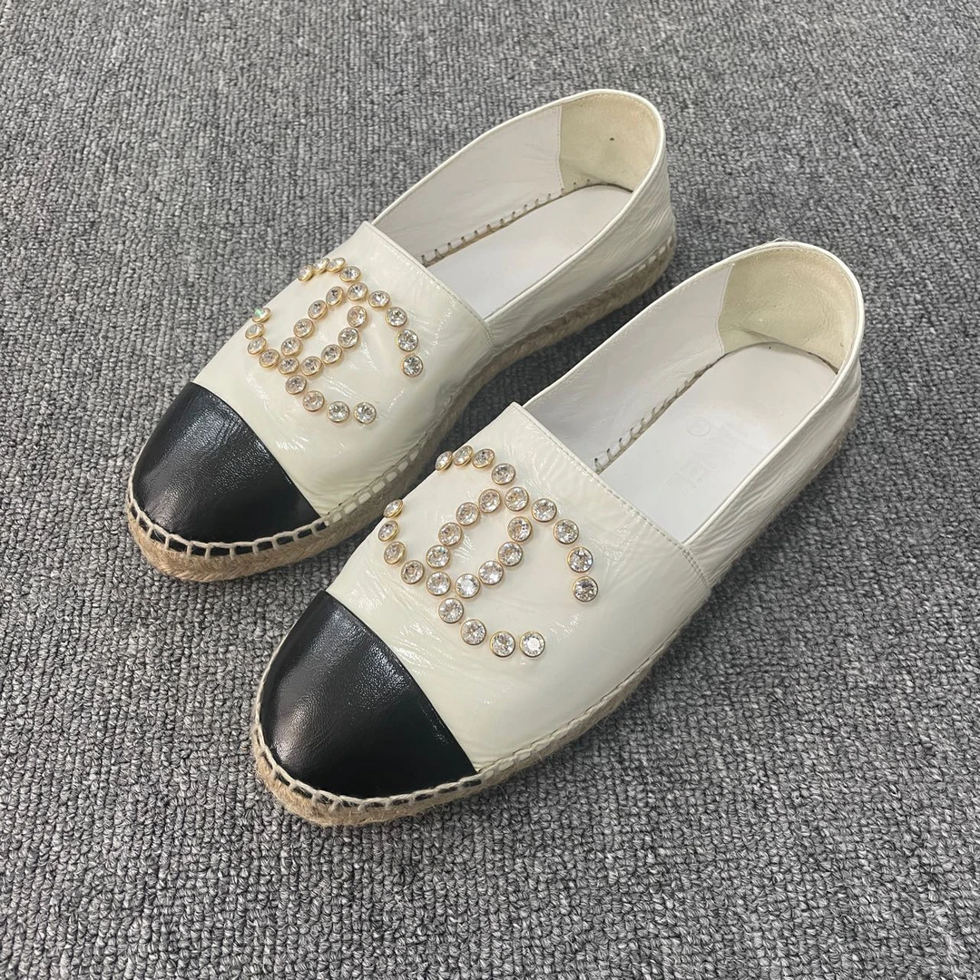 CHANEL/香奈儿 圆头套脚舒适时尚渔夫鞋 40码/2722