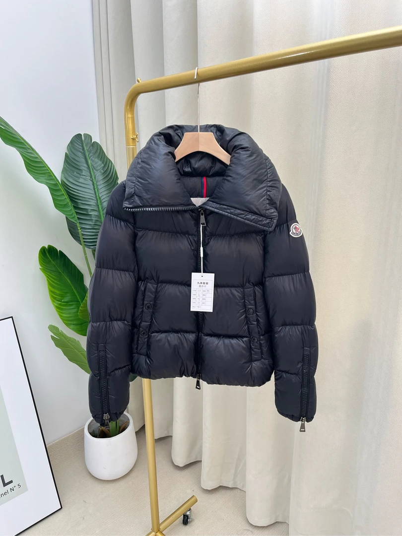 Moncler/盟可睐 徽标logo拉链羽绒服 00码/0826