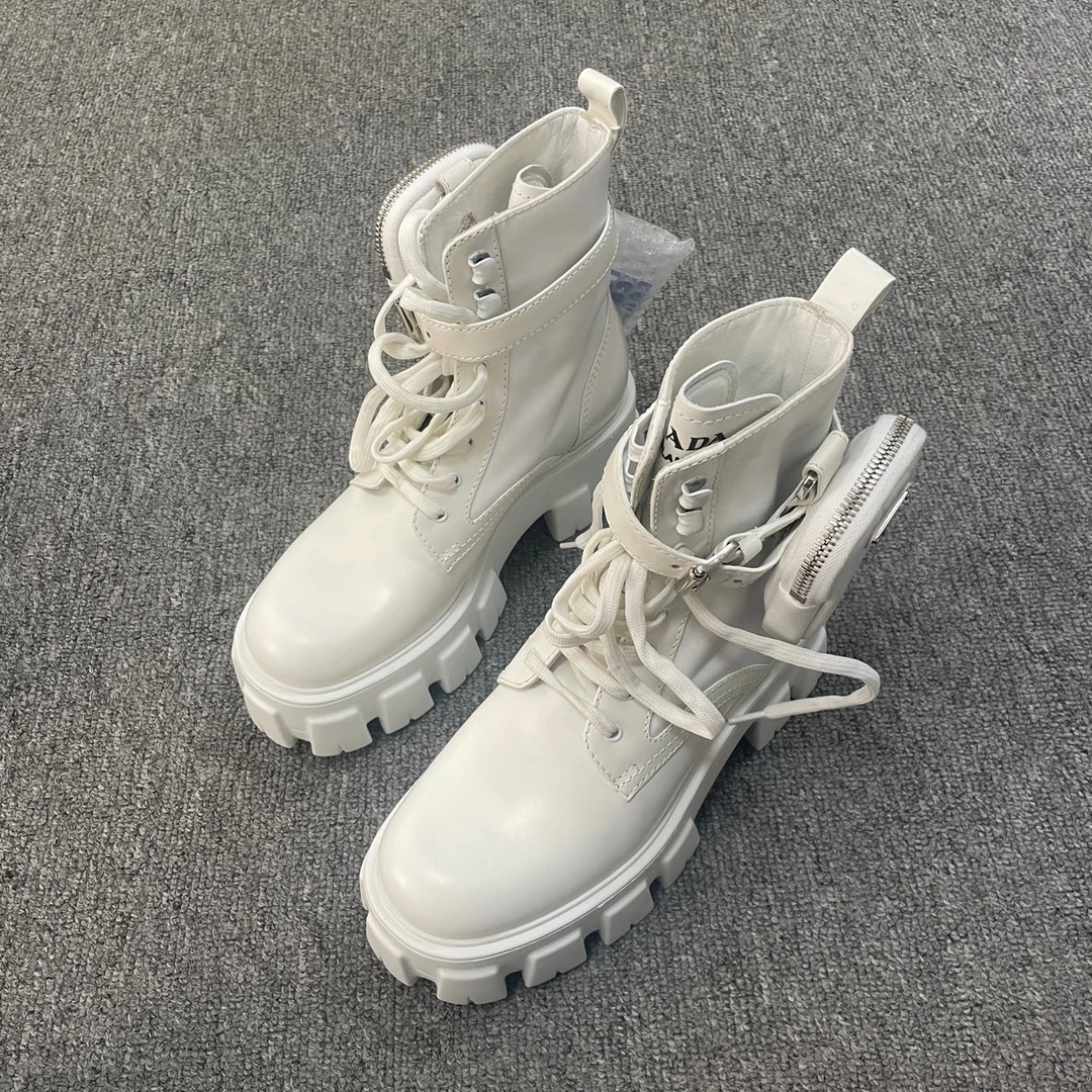 99新 Prada/普拉达 英伦耐磨防滑马丁靴 36码/7171