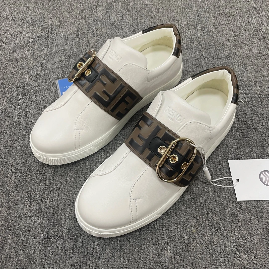 FENDI/芬迪 (有盒)FF图案运动时尚板鞋 36码/4067