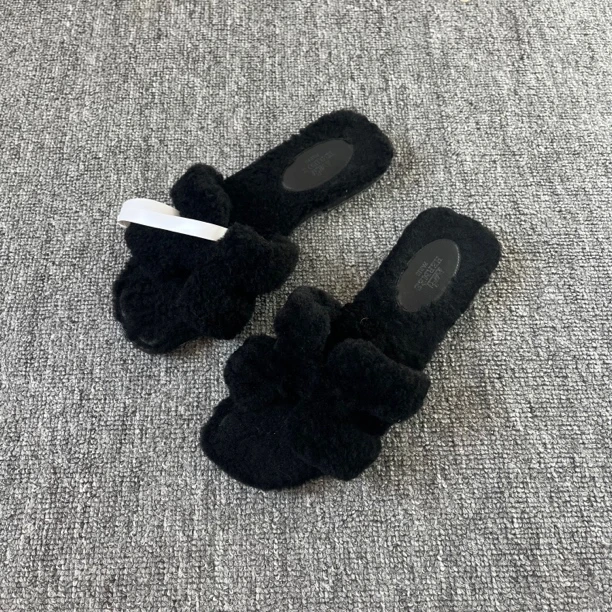 Hermes/爱马仕休闲毛绒拖鞋 尺码：36/0217