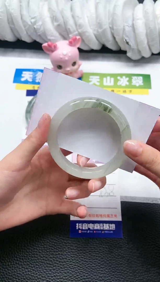 【闪购商品】石英质玉手镯未镶嵌A161-53+