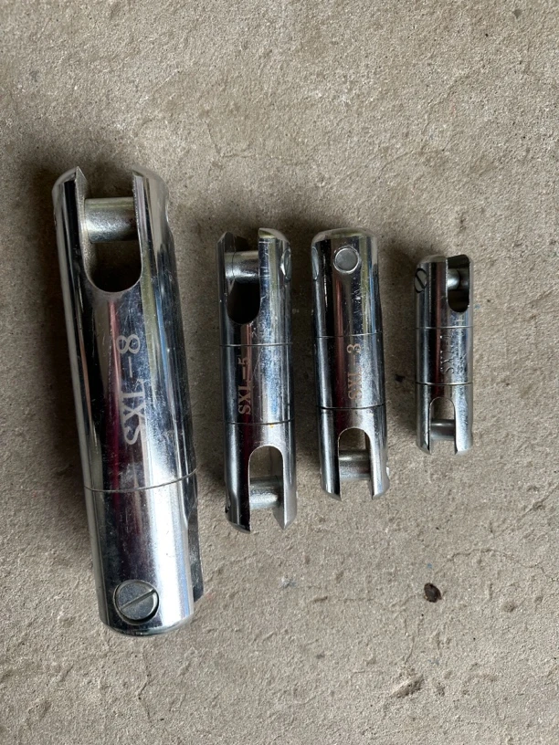 旋转连接器，抗弯连接器架空导线三拖一走板滑轮
