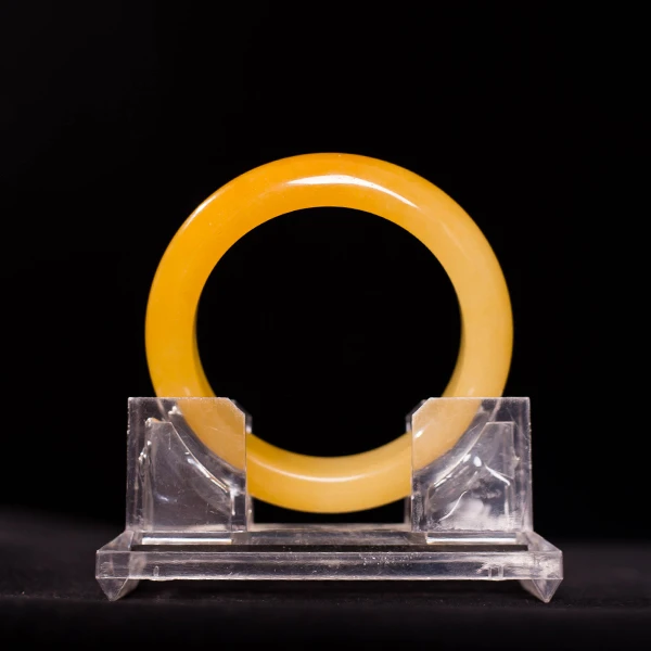 翡翠黄翡黄龙玉手镯高冰透俏色手镯云南黄龙玉手镯随机择优发货